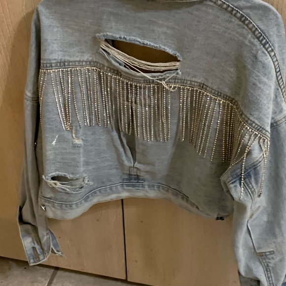 Blue B Collection - Picture 3 of 3